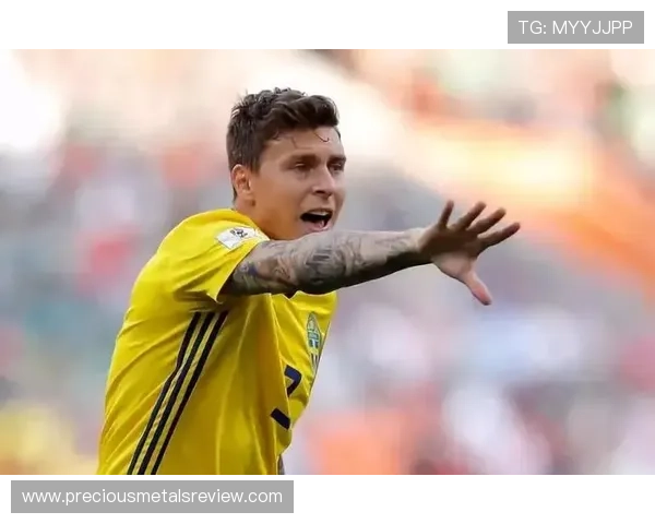 伊布拉希马·科纳特助力英超争冠,防守能力持续提升引发关注 伊布拉希马·科纳特助力英超争冠,防守能力持续提升引发关注