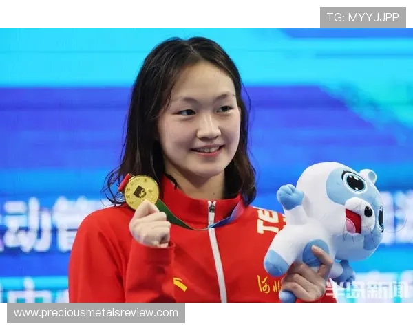 李冰洁训练完吃顿饭花的钱够我活一周